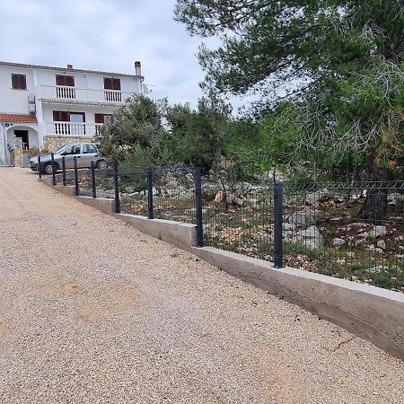 Apartman Ivanica يزيرا المظهر الخارجي الصورة