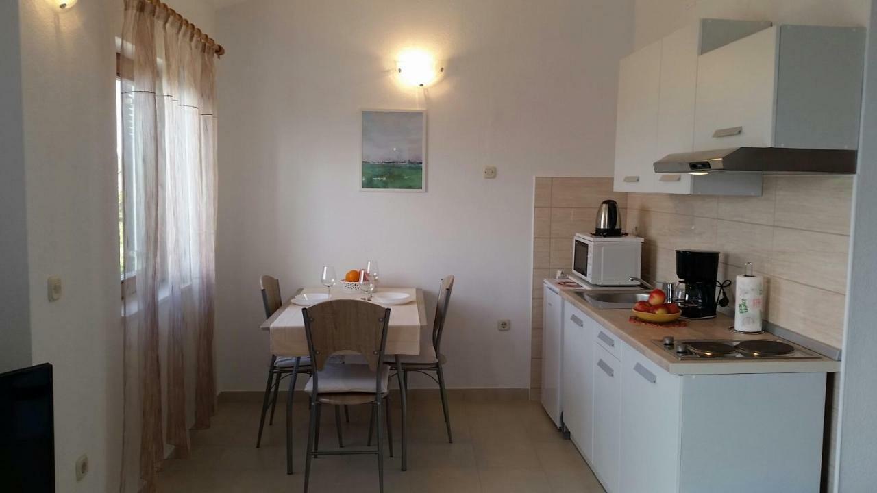 Apartman Ivanica يزيرا المظهر الخارجي الصورة