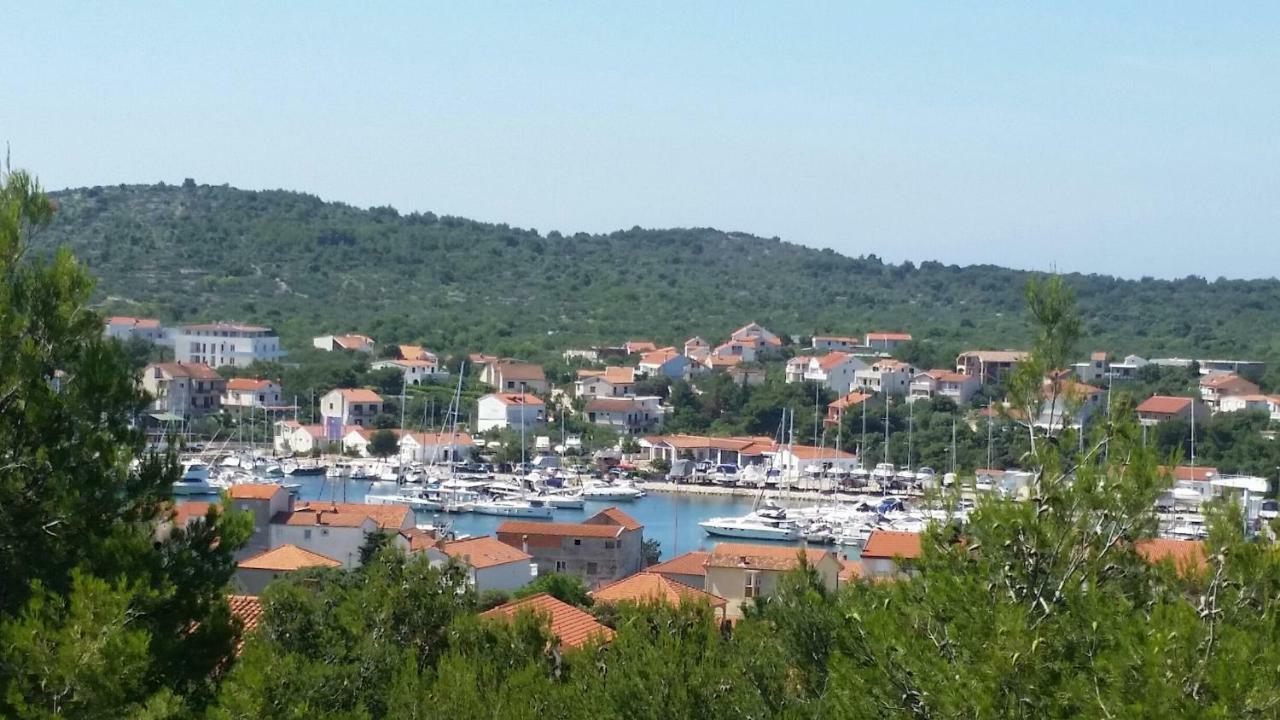Apartman Ivanica يزيرا المظهر الخارجي الصورة